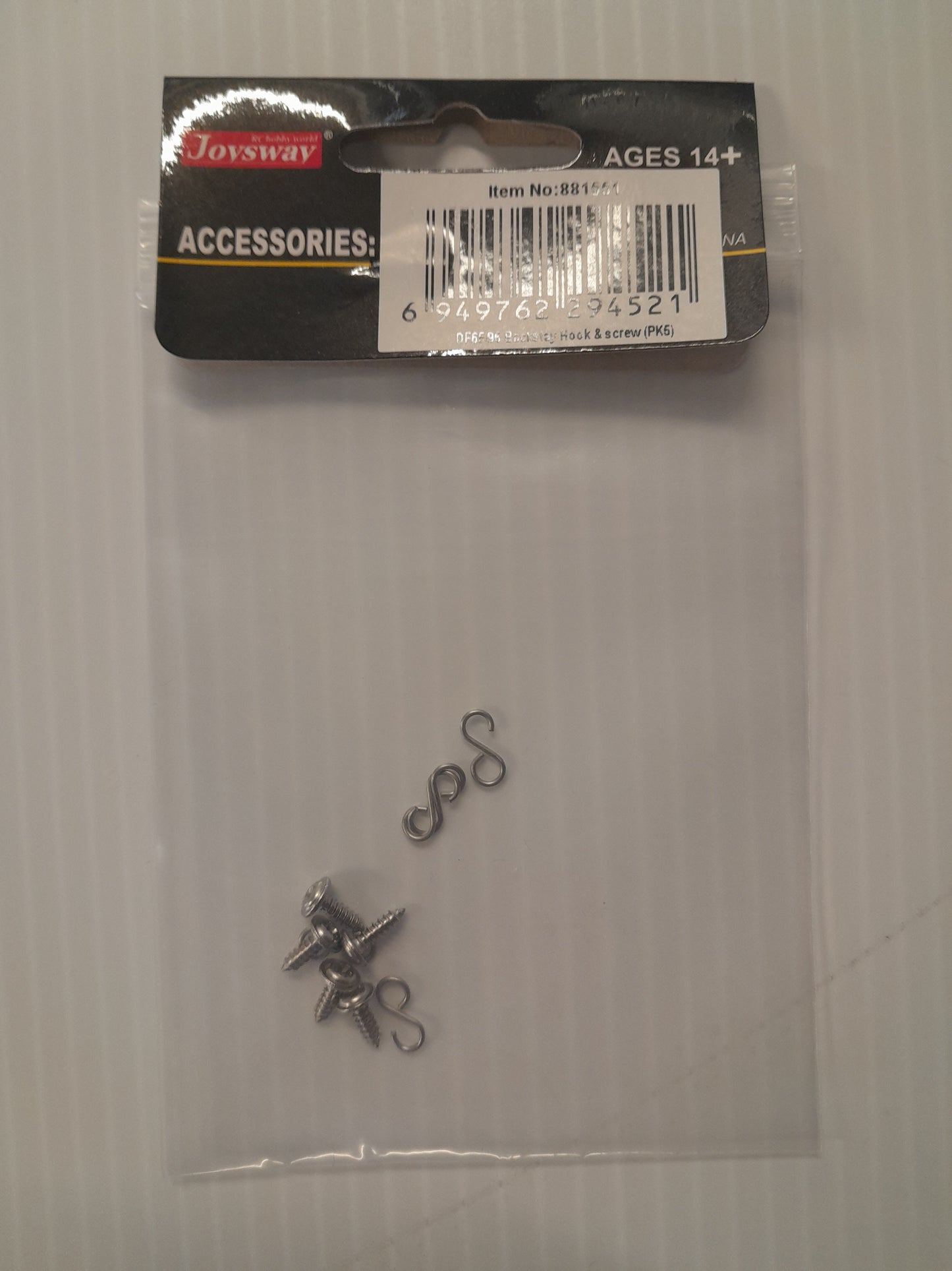 DF65 & DF95 Back Stay Hook & Screw(pk5) 881551